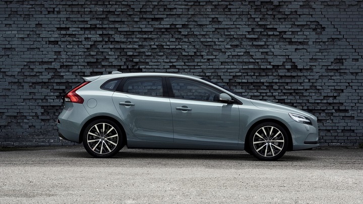 Volvo V40 T4 Momentum Location Profile