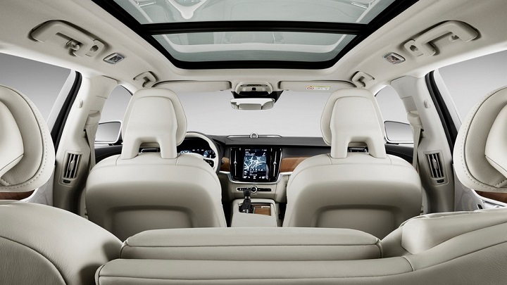 Volvo V90 Studio Interior