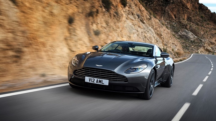 Aston Martin DB11 8