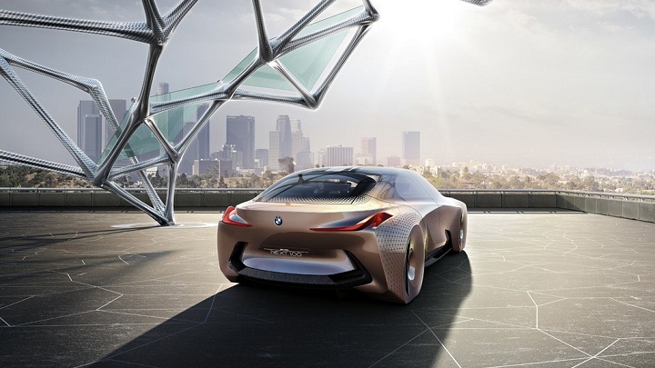 BMW Vision Next 100 8
