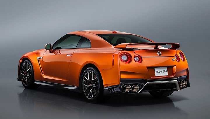 Nissan GT-R 2017 25