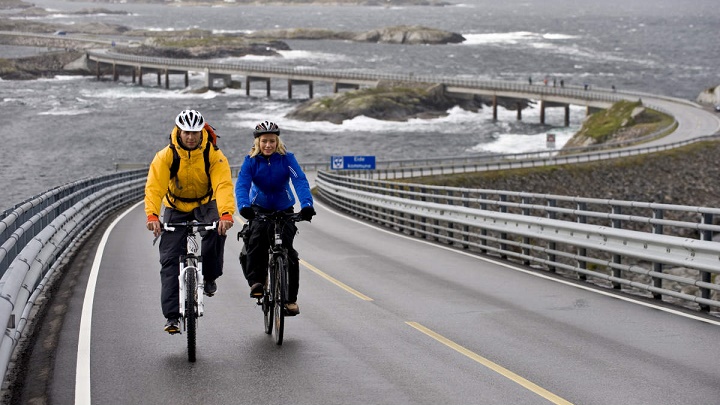 noruegos en bicicleta