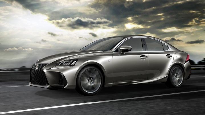 Lexus IS 2017 lateral