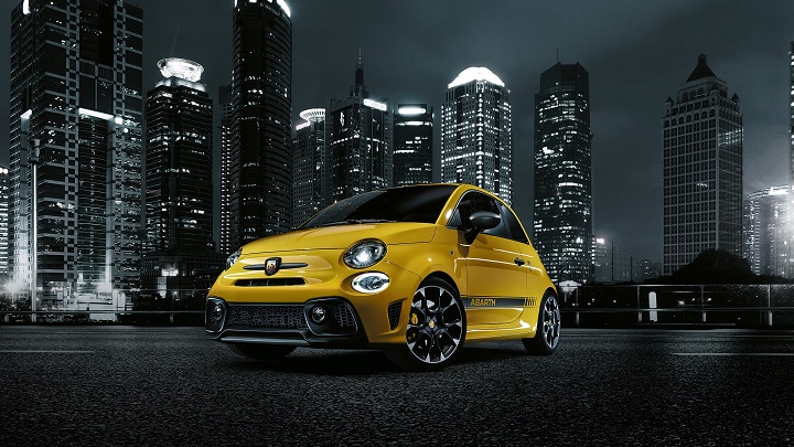 Abarth 595 2016 frontal tres cuartos