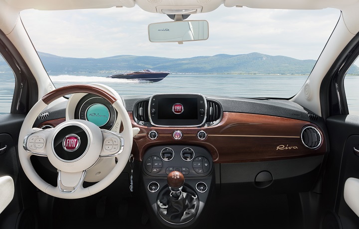 Fiat 500 Riva interior