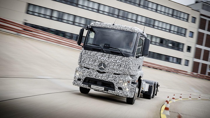 Mercedes Benz Urban e Truck1