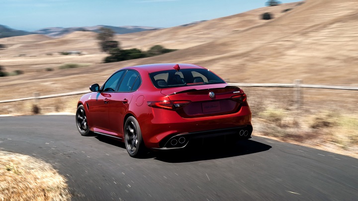 alfa-romeo-giulia-quadrifoglio-verde-zaga