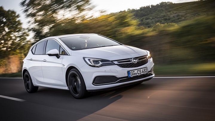 Opel Astra OPC Line Sport Pack 1