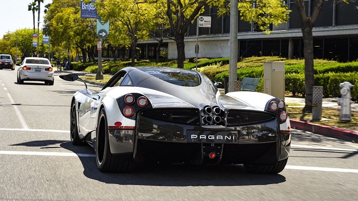 pagani-huayra