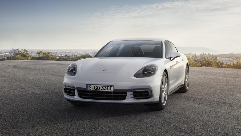 porsche-panamera-4-e-hybrid-2017-4