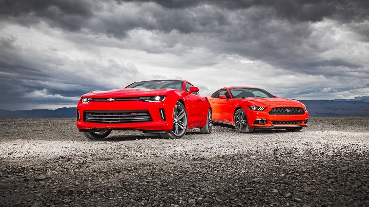 chevrolet-camaro-vs-ford-mustang