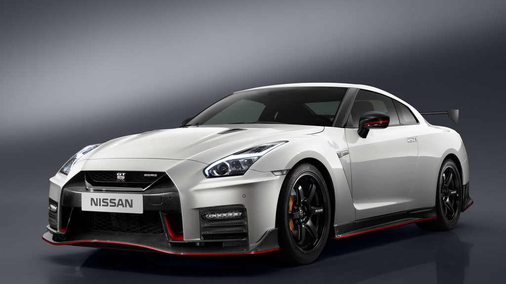 nissan-gt-r-nismo-13