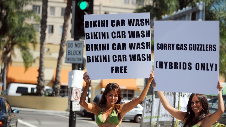 bikini-car-wash