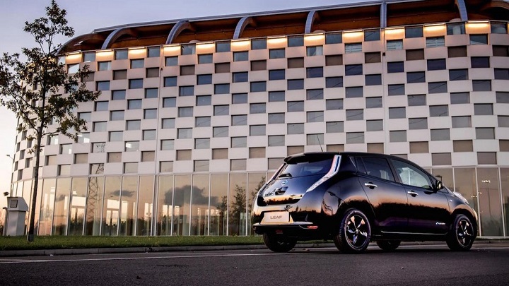 nissan-leaf-black-edition-3