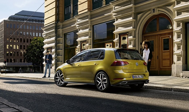 volkswgen-golf-2017-40