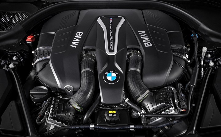 BMW-M550i-xDrive motor