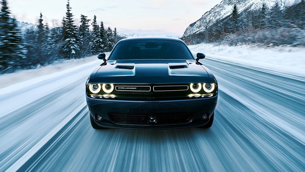 Dodge-Challenger-GT-5