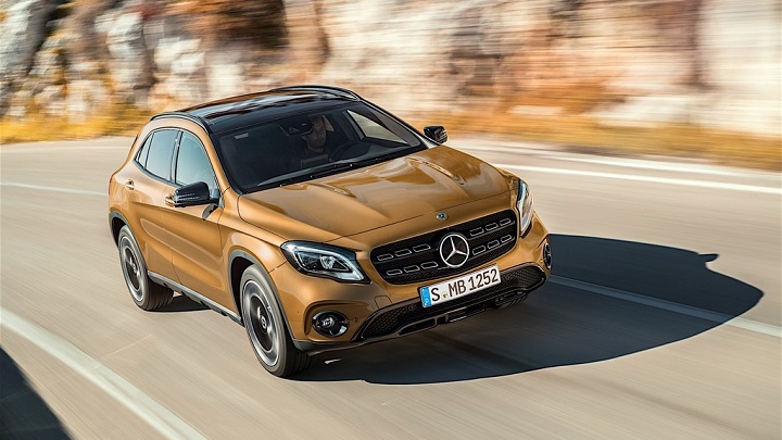 Mercedes-Benz-GLA-2017 frontal