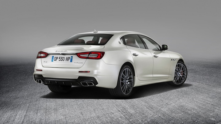 Maserati-Quattroporte