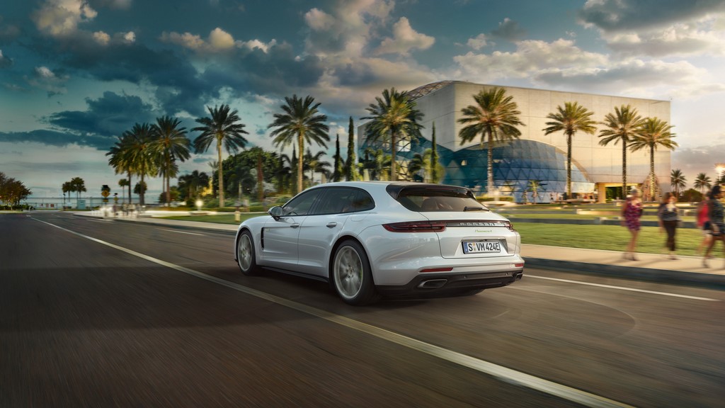Porsche-Panamera-Sport-Turismo