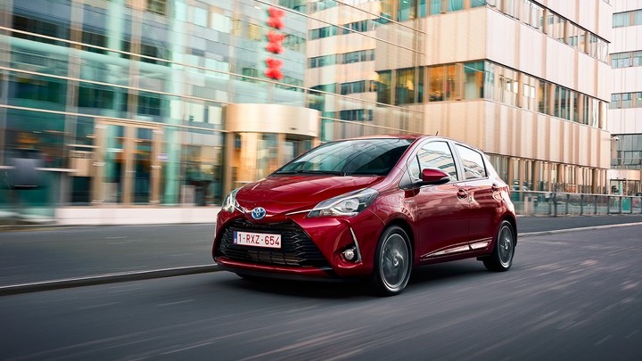 Toyota-Yaris-2017-en-movimiento