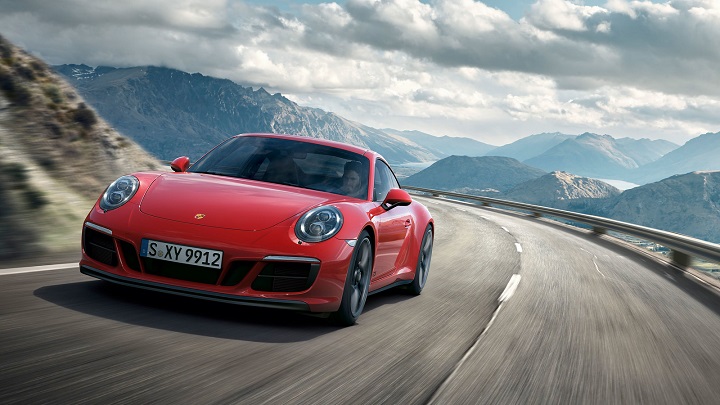 Porsche-911-4-GTS