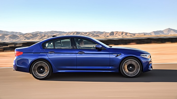 BMW-M5-lateral