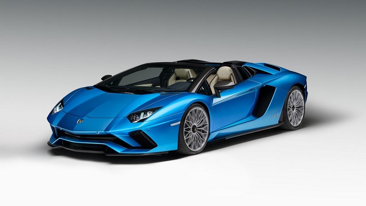 Lamborghini-Aventador-S-Roadster