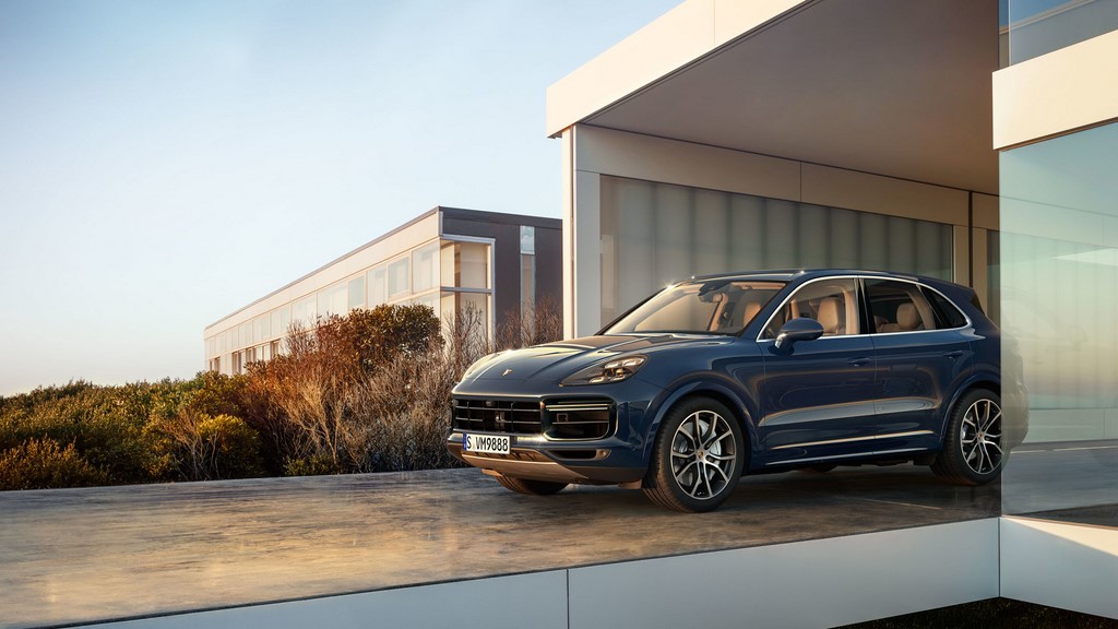 Porsche-Cayenne-Turbo-2018