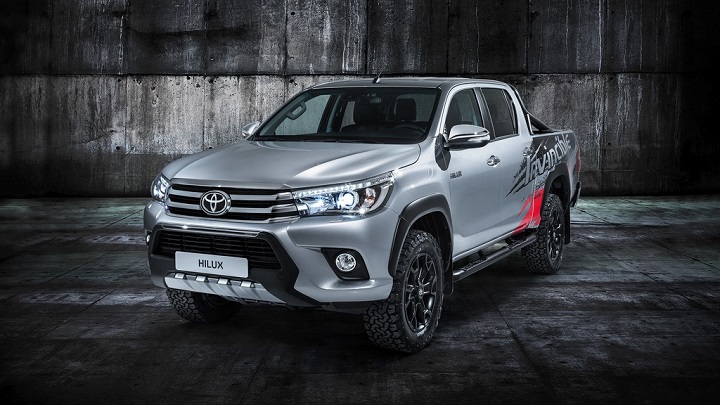 Toyota-Hilux-Invencible-50