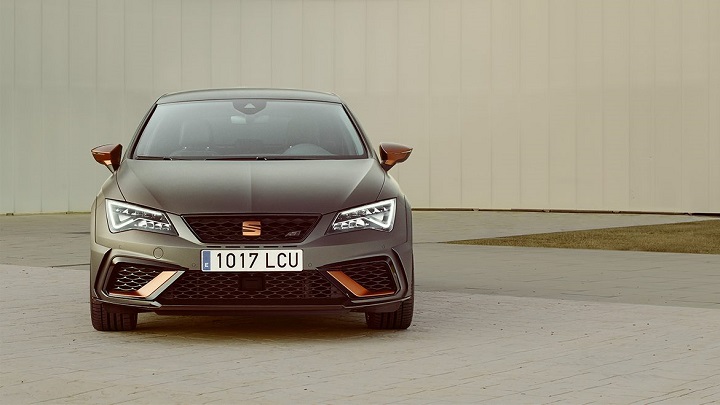 SEAT-Leon-Cupra-R