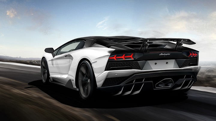 Lamborghini-Aventador-blanco