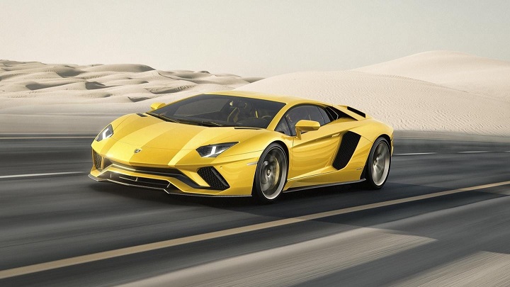 Lamborghini-Aventador-en-el-desierto