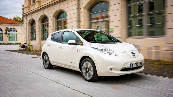 Nissan-LEAF