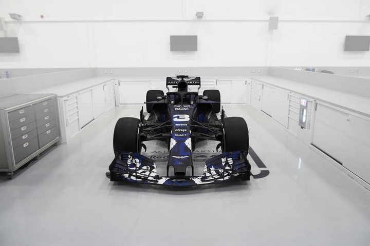 Aston-Martin-Red-Bull-RB14