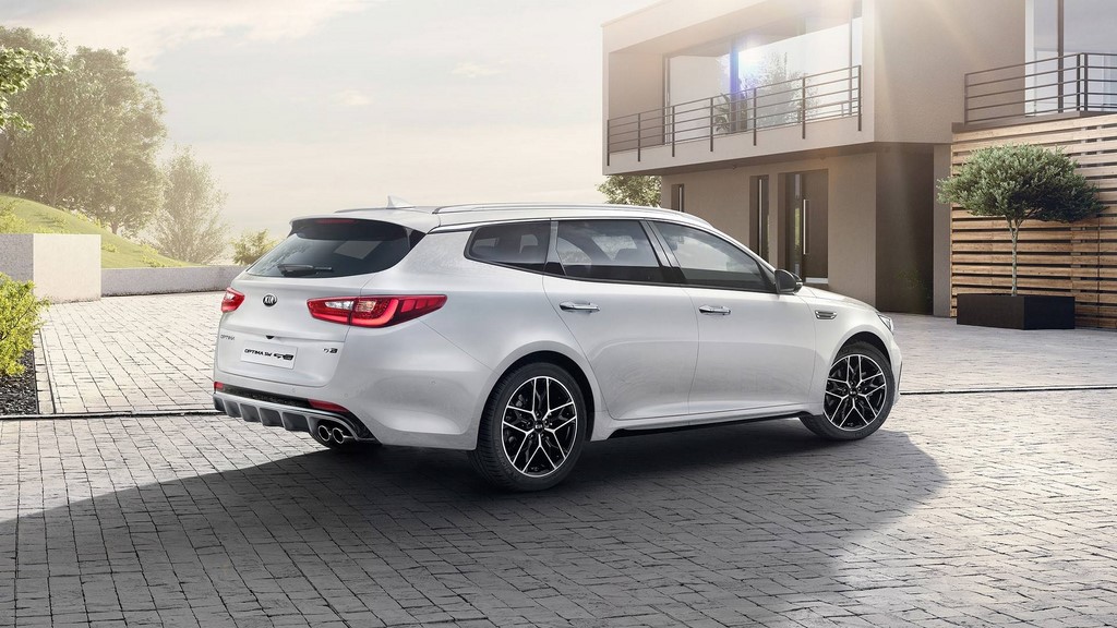 Kia-Optima-2018-zaga-tres-cuartos