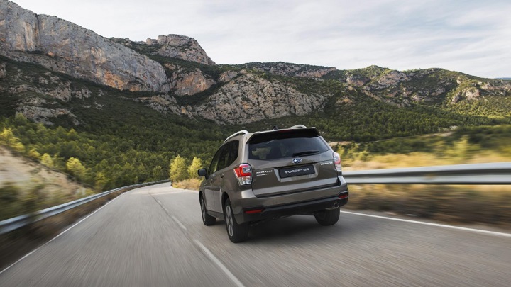 Subaru-Forester-2018-zaga