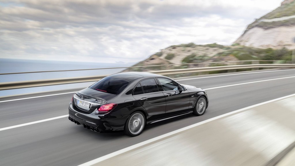 Mercedes-AMG-C-43-4MATIC-2018