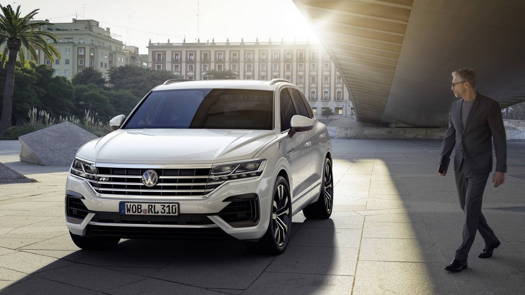 Volkswagen-Touareg-2018