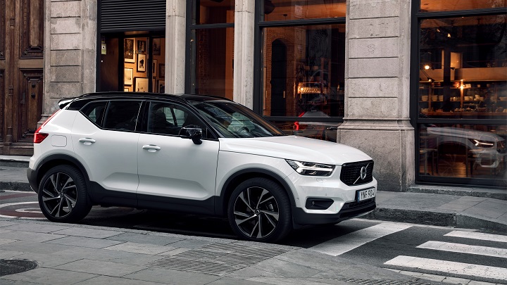 Volvo-XC40-blanco