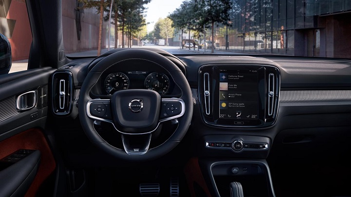 Volvo-XC40-interior