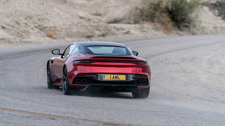 Aston-Martin-DBS-Superleggera