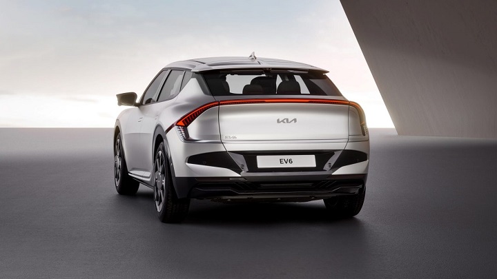 KIA-EV6-2024-zaga