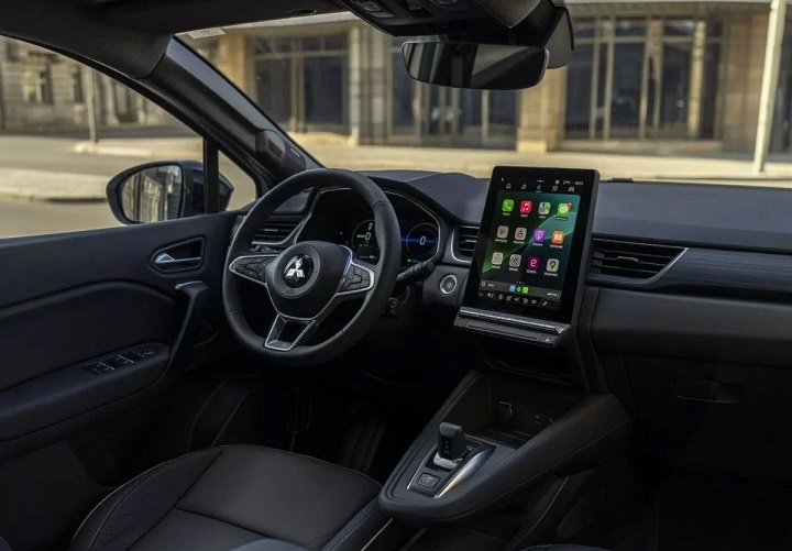 Mitsubishi-Grandis-interior